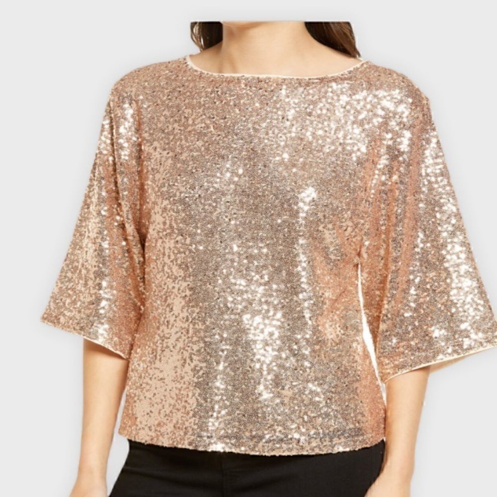 Chelsea 28 beige silver sequin blouse NWT. S